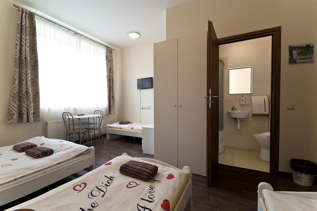 Happy Hotel รีกา ภายนอก รูปภาพ